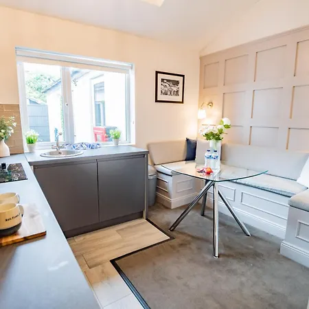 Ground Floor In Rathmines * Dublin