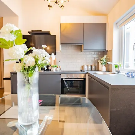 Ground Floor In Rathmines * Dublin